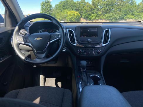 Used 2024 Chevrolet Equinox LT AWD/4WD image 18