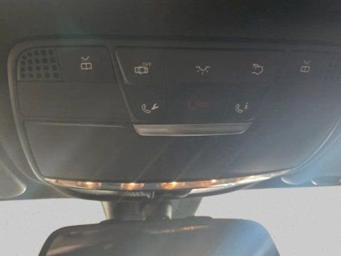 Used 2018 Mercedes-Benz C 300 Sedan image 18