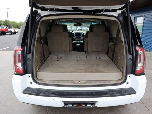 Used 2017 GMC Yukon SLT w/ Open Road Package image 20