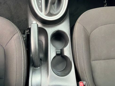 Used 2016 Kia Soul FWD image 24