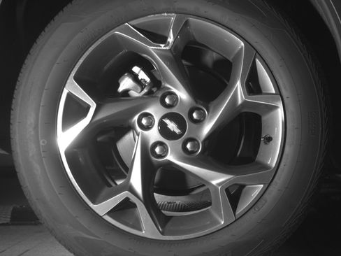 Used 2025 Chevrolet Trax LT FWD image 15