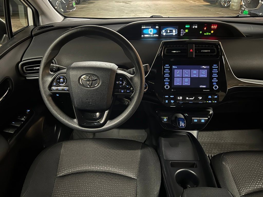 Certified 2022 Toyota Prius LE FWD image 28
