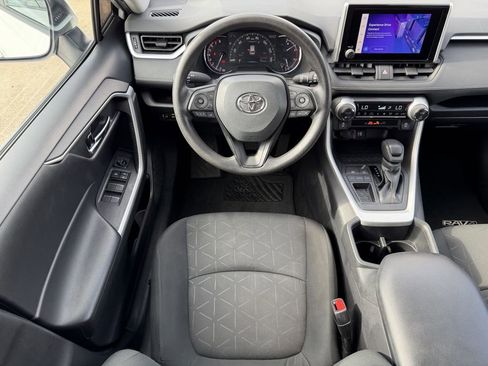 Used 2024 Toyota RAV4 XLE FWD image 14