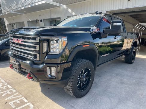 Used 2022 GMC Sierra 2500 AT4 w/ Gooseneck/5TH Wheel Package image 1