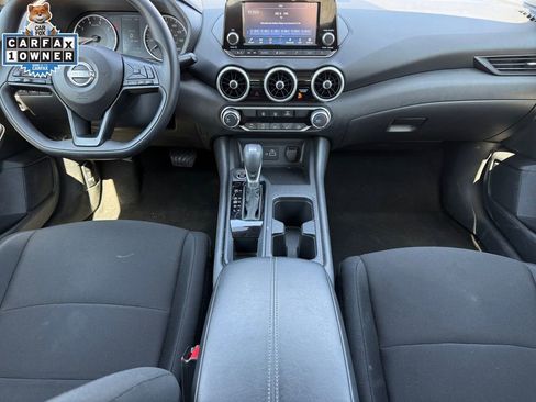 Used 2025 Nissan Sentra S image 10