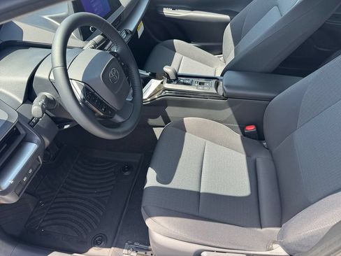 New 2026 Toyota Prius LE FWD image 9