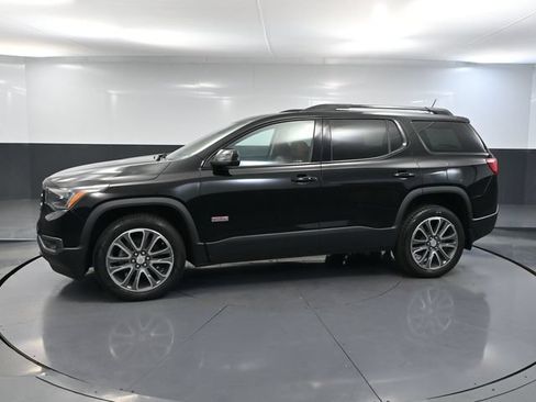 Used 2017 GMC Acadia SLT w/ LPO, Floor Liner Package AWD/4WD image 10