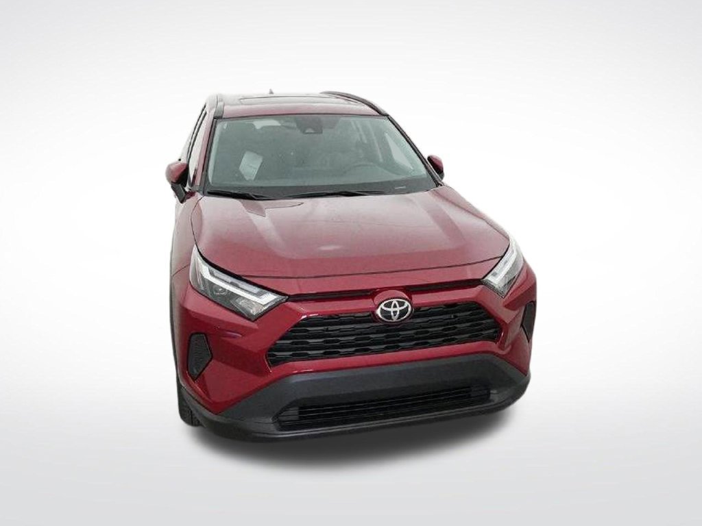 Used 2025 Toyota RAV4 XLE w/ Convenience Package FWD image 18