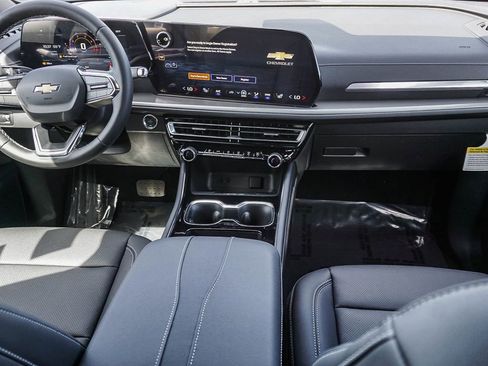 New 2026 Chevrolet Traverse LT FWD image 14