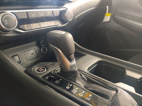 Used 2025 Nissan Sentra S FWD image 26