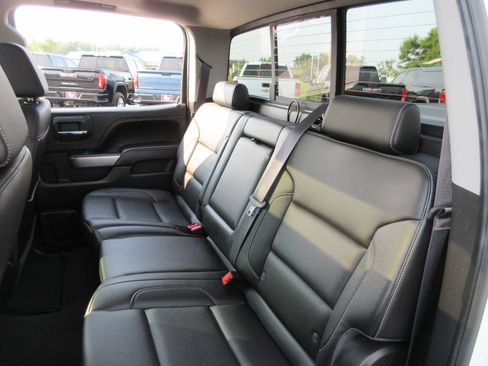 Used 2017 Chevrolet Silverado 1500 LTZ Z71 w/ LTZ Plus Package AWD/4WD image 24