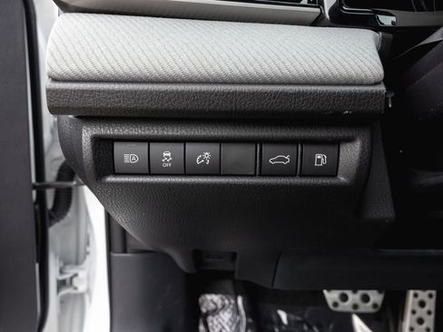 Used 2026 Toyota Camry SE image 14