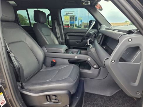 Used 2024 Land Rover Defender 110 X-Dynamic SE image 21