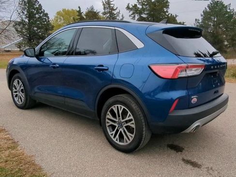 Used 2022 Ford Escape SEL w/ Technology Package image 3