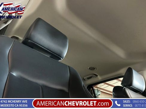 Used 2024 Ford Expedition XLT AWD/4WD image 23