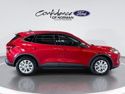 New 2026 Ford Escape Active w/ Cold Weather Package FWD image 10