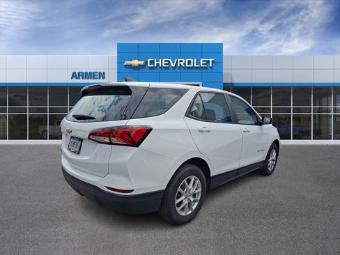 Certified 2024 Chevrolet Equinox LS FWD image 5