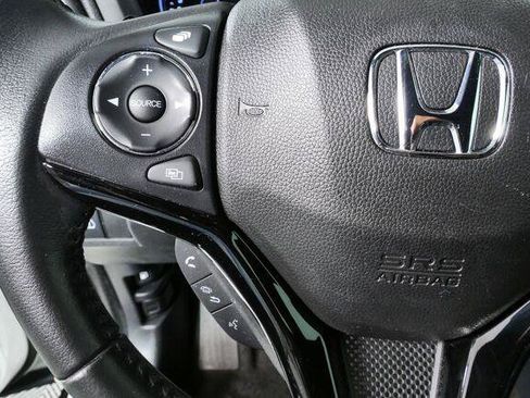 Used 2020 Honda HR-V Sport image 19