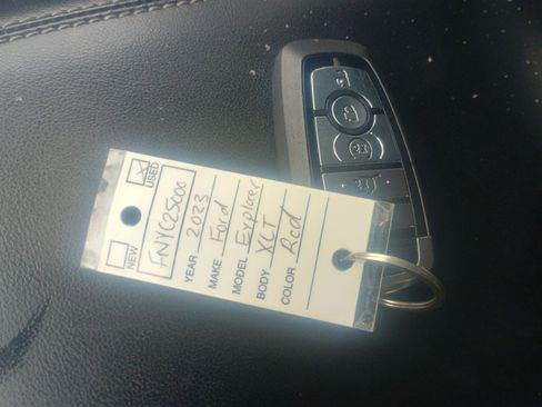 Certified 2023 Ford Explorer XLT w/ Equipment Group 202A image 35