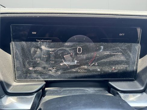 Used 2025 GMC Terrain Elevation AWD/4WD image 10