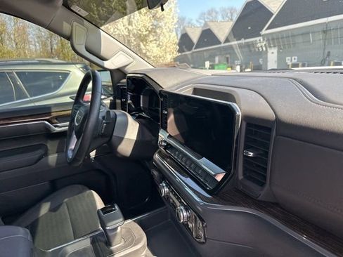 Used 2025 GMC Sierra 1500 Elevation w/ X31 Off-Road Package image 16