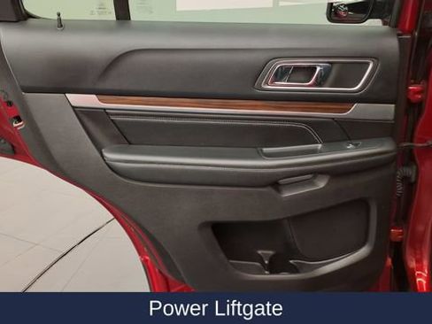 Used 2016 Ford Explorer Limited image 20