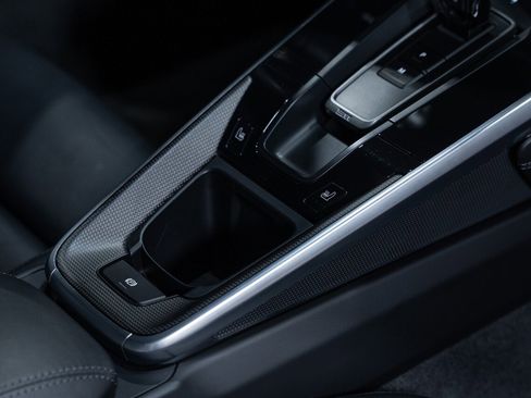 Used 2022 Porsche 911 Turbo S image 57