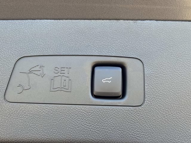 New 2026 Lincoln Corsair Premiere FWD image 13
