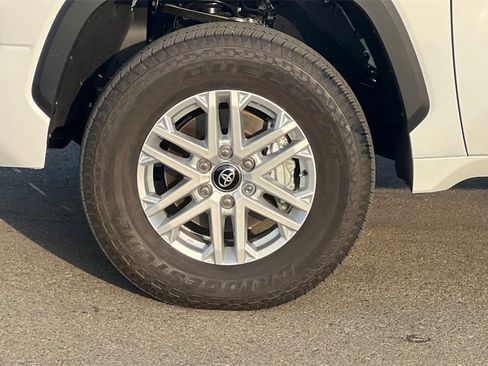 Certified 2025 Toyota Tundra SR5 image 28