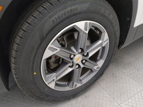 Used 2024 Chevrolet Blazer LT w/ Convenience Package FWD image 31