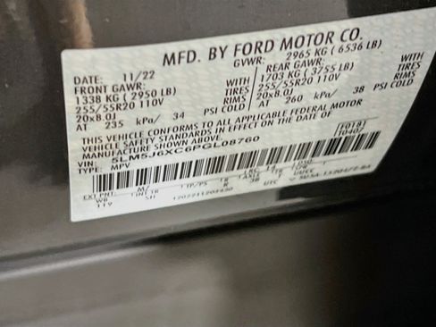 Used 2023 Lincoln Aviator AWD w/ Premium Package image 33
