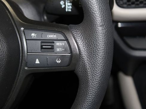 Certified 2025 Honda HR-V LX image 21