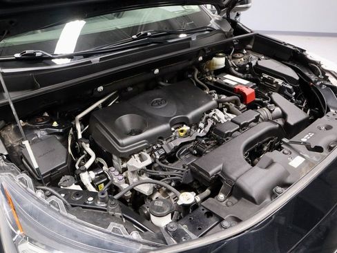 Used 2019 Toyota RAV4 Limited w/ Advanced Technology Package image 19