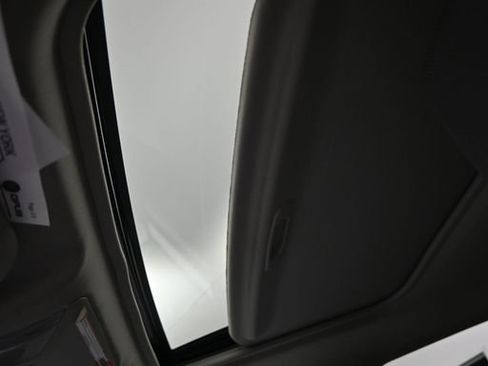 Certified 2023 Toyota RAV4 XLE w/ Convenience Package AWD/4WD image 18