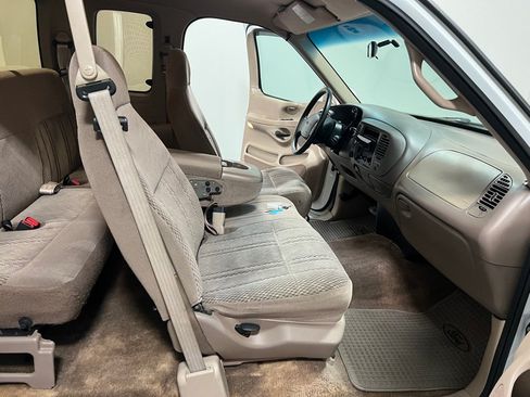 Used 1997 Ford F150 XLT AWD/4WD image 11