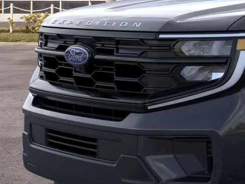 New 2026 Ford Expedition Max Active RWD image 37