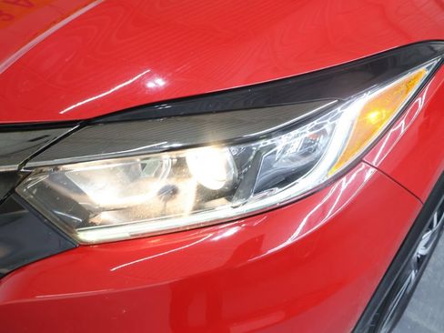 Used 2019 Honda HR-V Sport image 30