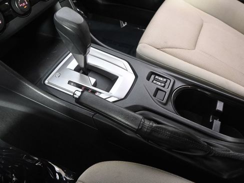 Used 2018 Subaru Impreza 2.0i Premium AWD/4WD image 32