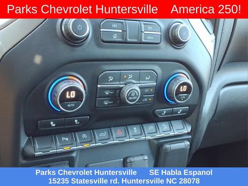 Used 2020 Chevrolet Silverado 1500 LT Trail Boss AWD/4WD image 7