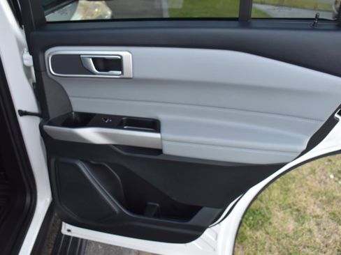 Used 2024 Ford Explorer XLT w/ Equipment Group 202A image 55