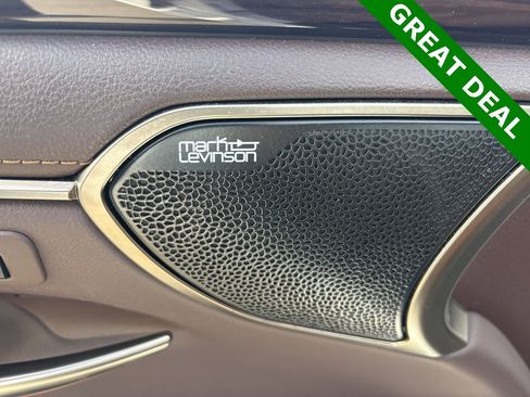 Used 2021 Lexus ES 300h w/ Premium Package image 15