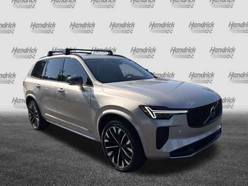Used 2026 Volvo XC90 B6 Ultra w/ Protection Package Premier AWD/4WD image 3