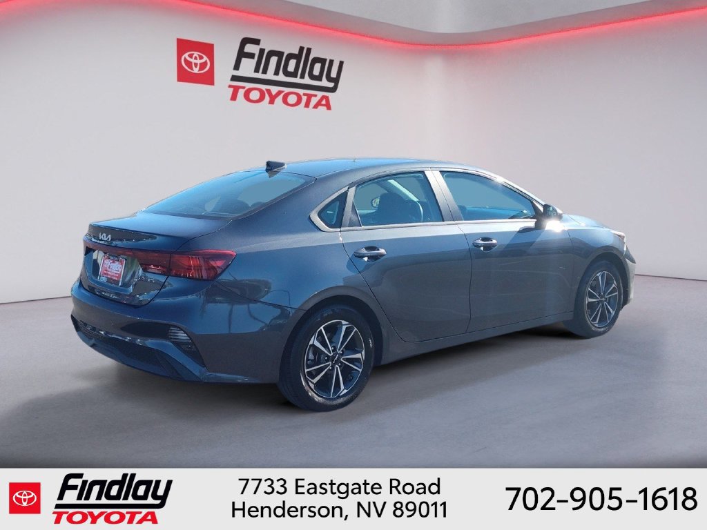 Used 2023 Kia Forte LXS FWD image 4