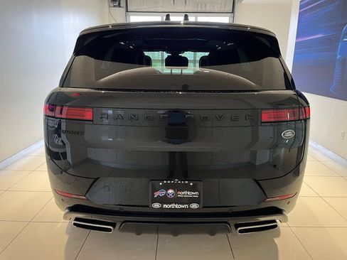 Used 2023 Land Rover Range Rover Sport SE Dynamic AWD/4WD image 7