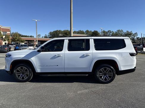 New 2026 Jeep Grand Wagoneer L w/ Premium Group I image 4