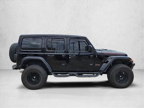 Used 2022 Jeep Wrangler Unlimited Rubicon w/ Cold Weather Group AWD/4WD image 4