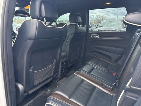 Used 2015 Jeep Grand Cherokee Overland w/ Advanced Technology Group image 17