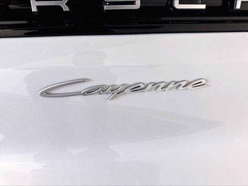 New 2026 Porsche Cayenne AWD/4WD image 32