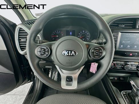 Used 2020 Kia Soul LX FWD image 14