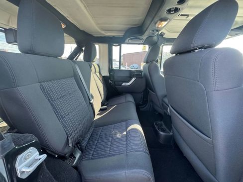 Used 2011 Jeep Wrangler Unlimited Sahara w/ Dual Top Group image 19